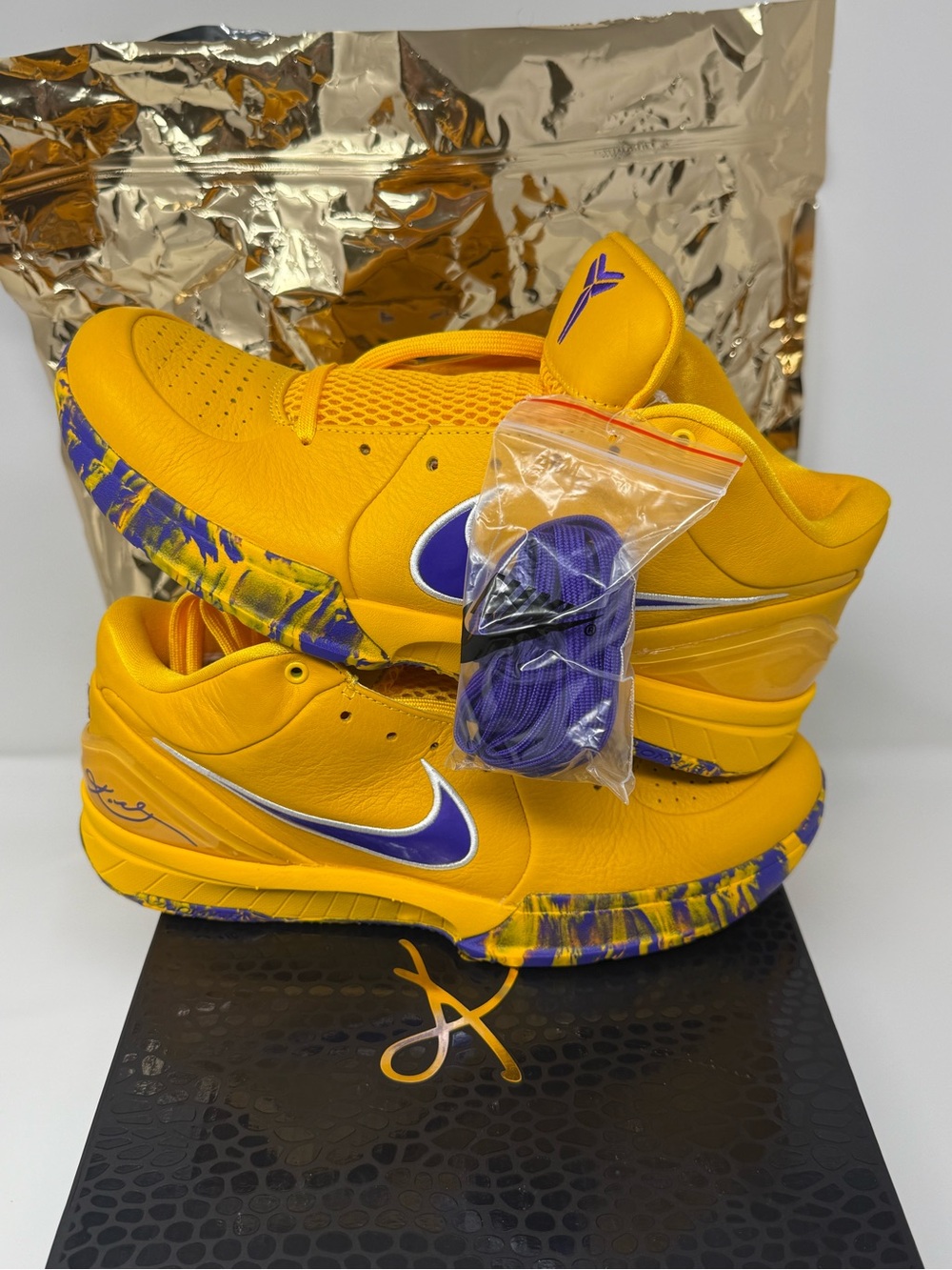 Size 9.5 - Nike Kobe 4 Draft Day Pack  Los Angeles Lakers